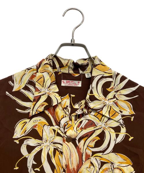 Sun Surf（サンサーフ）Sun Surf (サンサーフ) フラワープリントアロハシャツ ブラウン サイズ:Sの古着・服飾アイテム