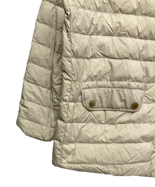 TATRAS（タトラス）TATRAS (タトラス) Demi-Luxe BEAMS (デミルクス ビームス) 別注 ACACIA ノーカラー ライトダウンジャケット グリーン サイズ:02の古着・服飾アイテム