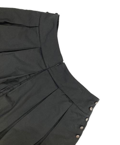 BURBERRY BLUE LABEL（バーバリー ブルー レーベル）BURBERRY BLUE LABEL (バーバリー ブルー レーベル) フリルスカート ブラック サイズ:38の古着・服飾アイテム