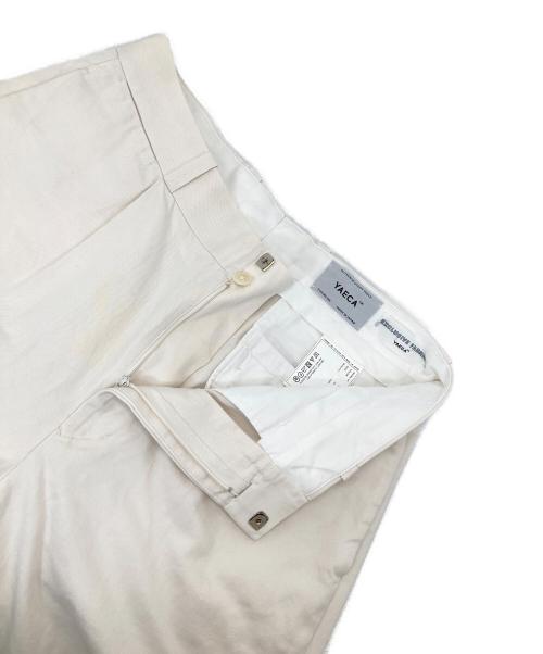 YAECA（ヤエカ）YAECA (ヤエカ) チノパン タックテーパード アイボリー サイズ:30の古着・服飾アイテム