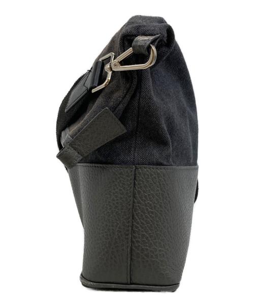 Maison Margiela（メゾンマルジェラ）Maison Margiela (メゾンマルジェラ) 「5AC」ホーボー ミディアム グレー×ブラックの古着・服飾アイテム