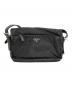 PRADA (プラダ) ロゴプレートショルダーバッグ ブラック：45000円