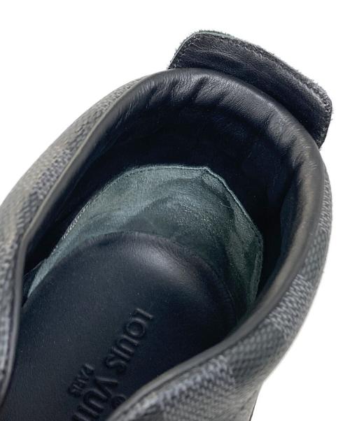 LOUIS VUITTON（ルイ ヴィトン）LOUIS VUITTON (ルイ ヴィトン) ダミエ・グラフィットハイカットスニーカー ブラック サイズ:9の古着・服飾アイテム