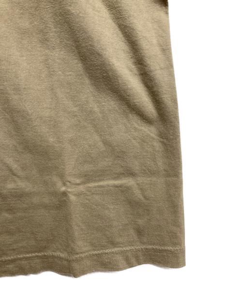 stussy（ステューシー）stussy (ステューシー) WORLD TOUR プリントTシャツ ベージュ サイズ:Lの古着・服飾アイテム
