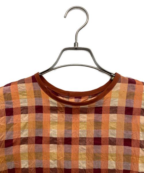 kijinokanosei（キジノカノウセイ）kijinokanosei (キジノカノウセイ) shoulder tuck blouse-salute- エンジ×オレンジ サイズ:-の古着・服飾アイテム