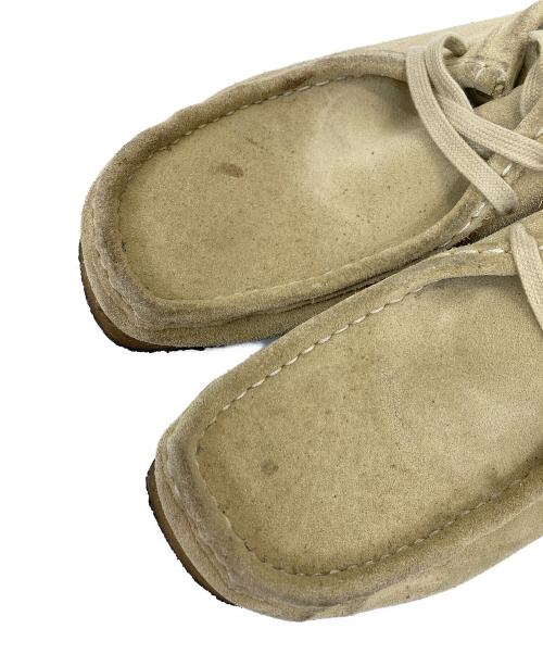 CLARKS（クラークス）CLARKS (クラークス) ワラビーシューズ ベージュ サイズ:25.5の古着・服飾アイテム