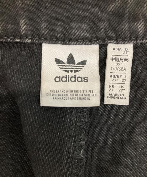 adidas（アディダス）adidas (アディダス) サイドラインワイドデニムパンツ ブラック サイズ:27の古着・服飾アイテム