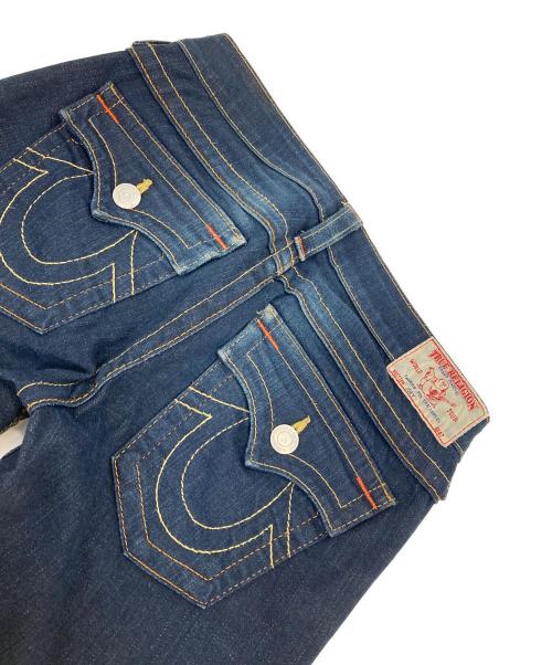 TRUE RELIGION（トゥルー レリジョン）TRUE RELIGION (トゥルー レリジョン) ブーツカットデニムパンツ インディゴ サイズ:28の古着・服飾アイテム