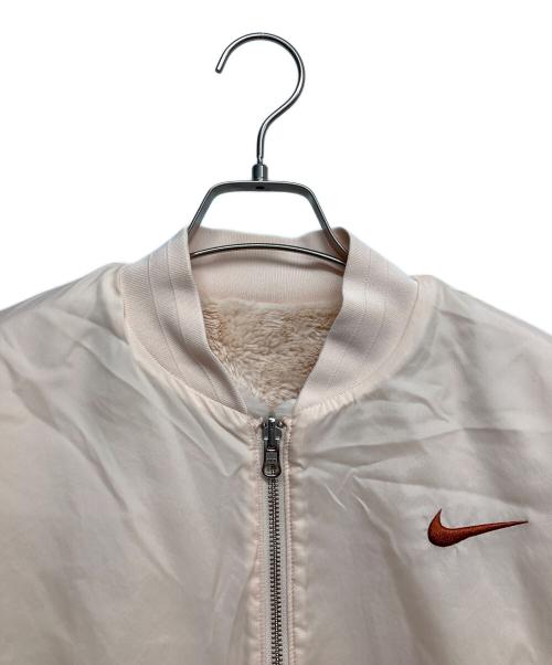 NIKE（ナイキ）NIKE (ナイキ) REV FAUX FUR BOMBER ライトピンク サイズ:Sの古着・服飾アイテム
