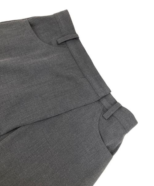 CLANE（クラネ）CLANE (クラネ) MINAMI TANAKA (ミナミ タナカ) TUCK HERRINGBONE SLACKS グレー サイズ:1の古着・服飾アイテム