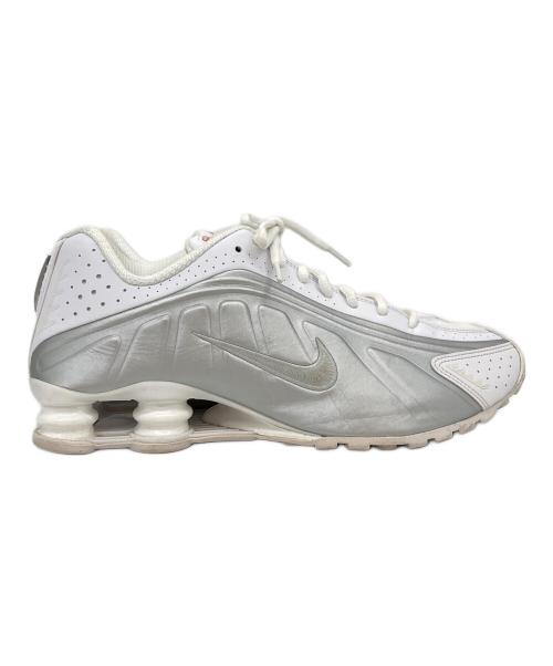 NIKE（ナイキ）NIKE (ナイキ) SHOX R4 シルバー×ホワイト サイズ:27.5の古着・服飾アイテム