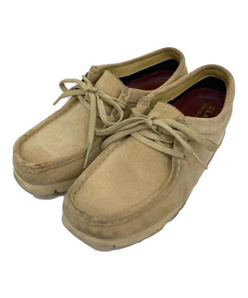 CLARKS（クラークス）CLARKS (クラークス) WALLABEE GTX ベージュ サイズ:23.5の古着・服飾アイテム