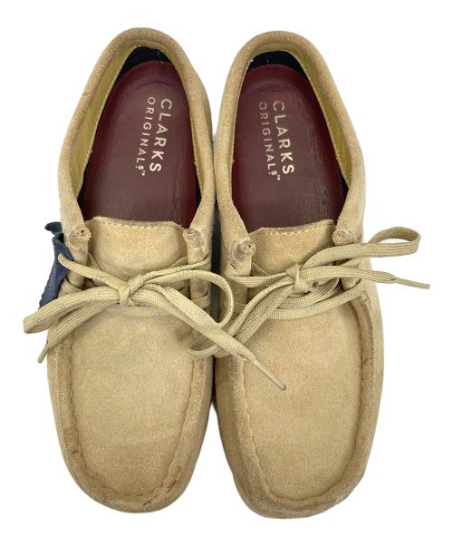 CLARKS（クラークス）CLARKS (クラークス) WALLABEE GTX ベージュ サイズ:23.5の古着・服飾アイテム