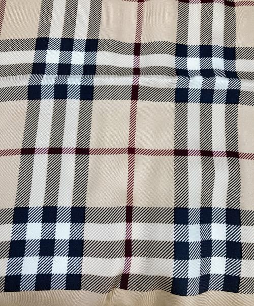 BURBERRY LONDON（バーバリーロンドン）BURBERRY LONDON (バーバリーロンドン) シルクスカーフ ブラック×ベージュの古着・服飾アイテム
