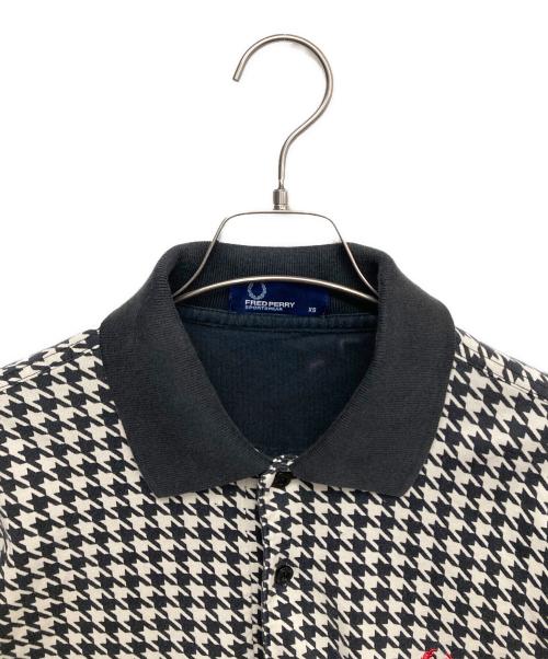 FRED PERRY（フレッドペリー）FRED PERRY (フレッドペリー) ポロシャツ ブラック サイズ:XSの古着・服飾アイテム