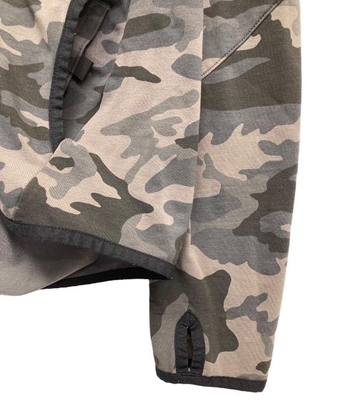 NIKE（ナイキ）NIKE (ナイキ) F.C.R.B. (エフシーレアルブリストル) カモフラジップパーカー ブラック サイズ:Sの古着・服飾アイテム