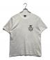 stussy（ステューシー）の古着「CROWN-WREATH ロロゴプリントTシャツ」｜ホワイト