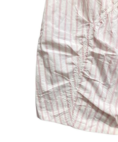 GANNI（ガニー）GANNI (ガニー) ビジュー付ストライプワンピース ピンク サイズ:32の古着・服飾アイテム