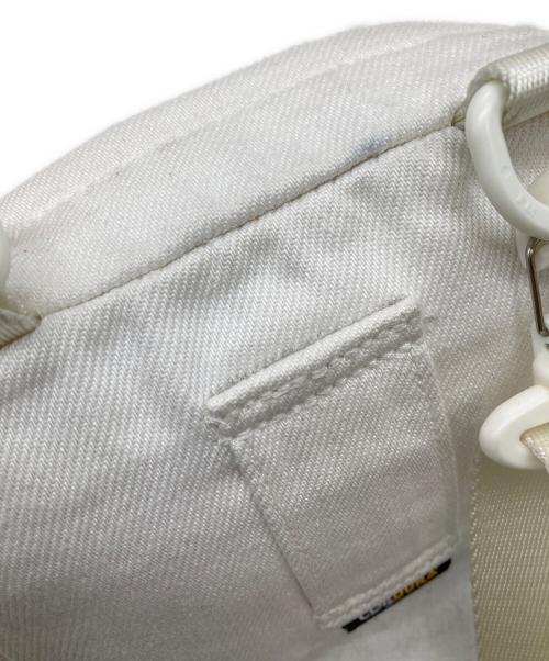 SUPREME（シュプリーム）Supreme (シュプリーム) Denim Mini Shoulder Bag ホワイトの古着・服飾アイテム
