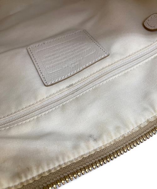 COACH（コーチ）COACH (コーチ) シグネチャーワンショルダーバッグ ベージュの古着・服飾アイテム