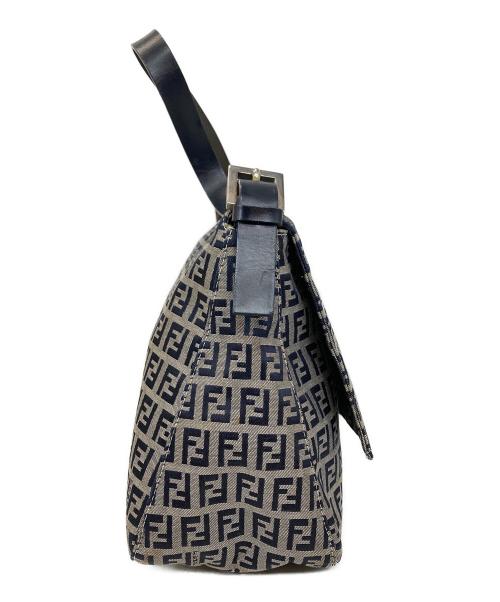 FENDI（フェンディ）FENDI (フェンディ) ショルダーバッグ ブラックの古着・服飾アイテム