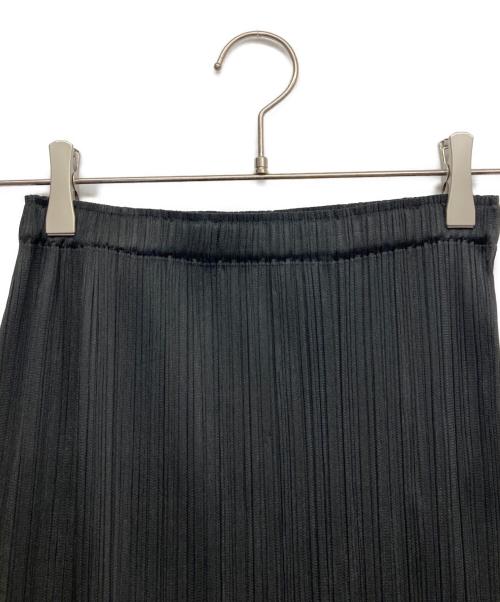 PLEATS PLEASE ISSEY MIYAKE（プリーツプリーズ イッセイミヤケ）PLEATS PLEASE ISSEY MIYAKE (プリーツプリーズ イッセイミヤケ) プリーツロングスカート ブラック サイズ:1の古着・服飾アイテム