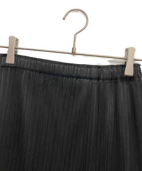 PLEATS PLEASE ISSEY MIYAKE（プリーツプリーズ イッセイミヤケ）PLEATS PLEASE ISSEY MIYAKE (プリーツプリーズ イッセイミヤケ) プリーツロングスカート ブラック サイズ:1の古着・服飾アイテム