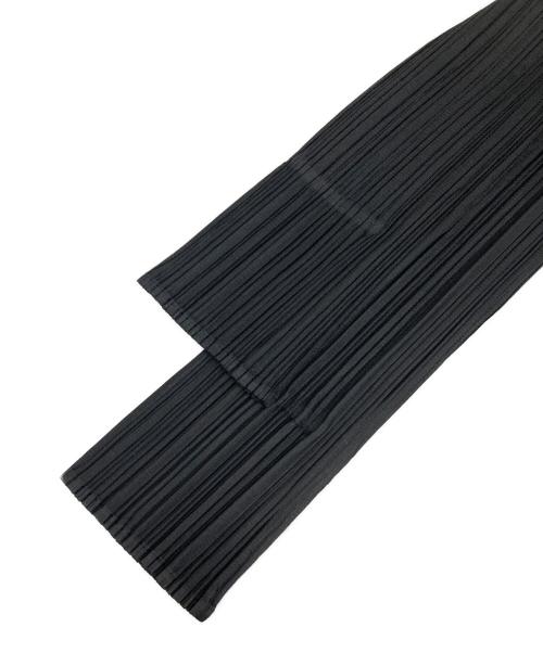 PLEATS PLEASE ISSEY MIYAKE（プリーツプリーズ イッセイミヤケ）PLEATS PLEASE ISSEY MIYAKE (プリーツプリーズ イッセイミヤケ) BASICKS CARDIGAN ブラック サイズ:3の古着・服飾アイテム