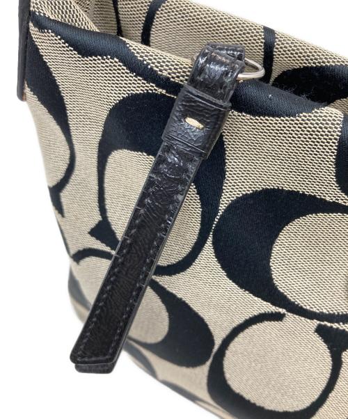 COACH（コーチ）COACH (コーチ) シグネチャーショルダーバッグ ブラウンの古着・服飾アイテム