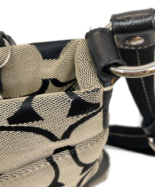 COACH（コーチ）COACH (コーチ) シグネチャーショルダーバッグ ブラウンの古着・服飾アイテム