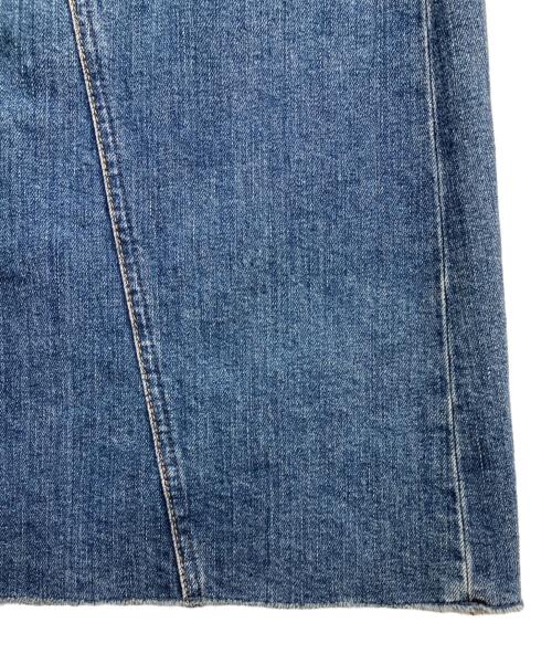 RED CARD（レッドカード）RED CARD (レッドカード) 23区 (ニジュウサンク) デニム Iライン スカート ブルー サイズ:32の古着・服飾アイテム