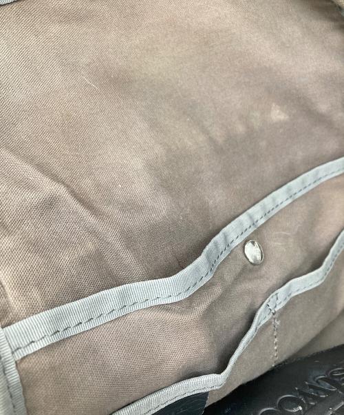 Vivienne Westwood（ヴィヴィアンウエストウッド）Vivienne Westwood (ヴィヴィアンウエストウッド) エンボスバックパック ブラックの古着・服飾アイテム