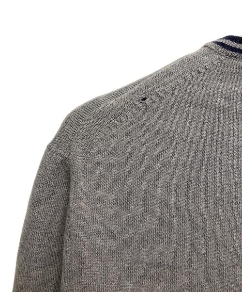 FRED PERRY（フレッドペリー）FRED PERRY (フレッドペリー) Vネックニット グレー サイズ:Lの古着・服飾アイテム