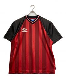 UMBRO（アンブロ）の古着「ゲームシャツ」｜ブラック×レッド