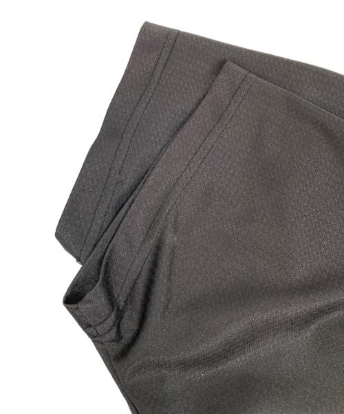 UMBRO（アンブロ）UMBRO (アンブロ) ゲームシャツ ブラック×レッド サイズ:Lの古着・服飾アイテム