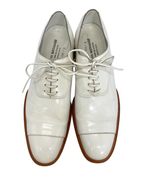 JUNYA WATANABE COMME des GARCONS（(ジュンヤワタナベ コムデギャルソン）JUNYA WATANABE COMME des GARCONS ((ジュンヤワタナベ コムデギャルソン) ストレートチップガラスレザーシューズ ホワイト サイズ:25の古着・服飾アイテム