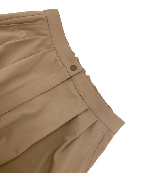 CLANE（クラネ）CLANE (クラネ) 2WAY ADJUST RUSH GUARD TUCK PANTS ベージュ サイズ:2の古着・服飾アイテム