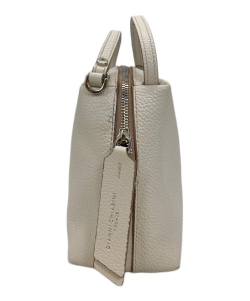 GIANNI CHIARINI（ジャンニ キアリーニ）GIANNI CHIARINI (ジャンニ キアリーニ) ALIFA 2WAYバッグ ホワイトの古着・服飾アイテム