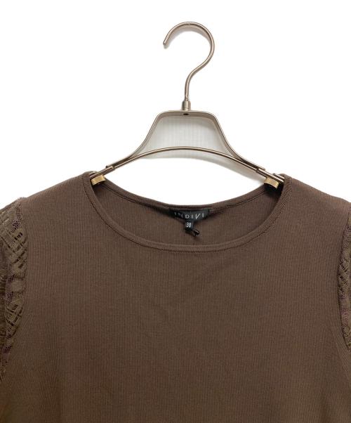 INDIVI（インディヴィ）INDIVI (インディヴィ) 切り替えブラウス ブラウン サイズ:38 未使用品の古着・服飾アイテム