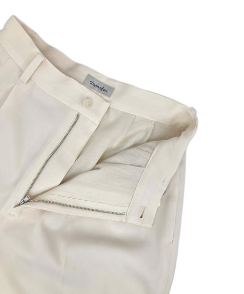 STEVEN ALAN（スティーブンアラン）STEVEN ALAN (スティーブンアラン) タックパンツ アイボリー サイズ:Mの古着・服飾アイテム