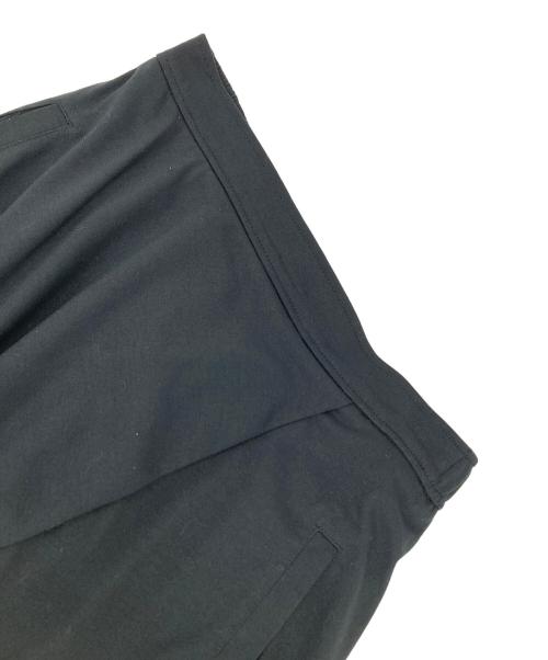 COGTHEBIGSMOKE（コグザビッグスモーク）COGTHEBIGSMOKE (コグザビッグスモーク) HALO SEMI-FLARE SKIRT ブラック サイズ:FREEの古着・服飾アイテム