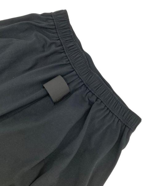 COGTHEBIGSMOKE（コグザビッグスモーク）COGTHEBIGSMOKE (コグザビッグスモーク) HALO SEMI-FLARE SKIRT ブラック サイズ:FREEの古着・服飾アイテム