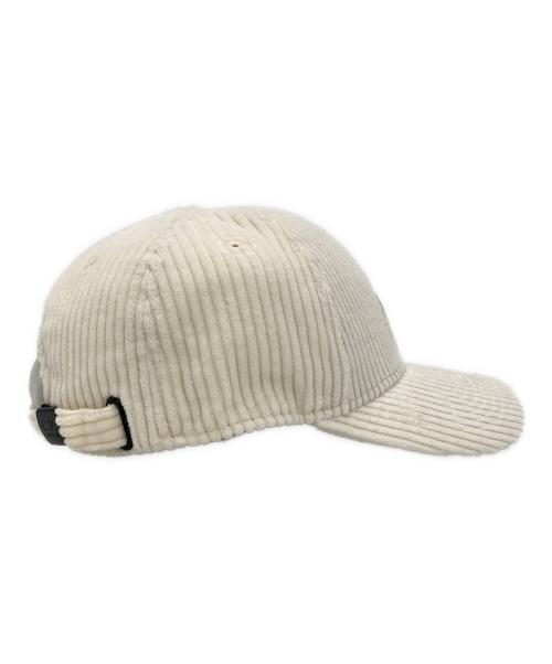 C.P COMPANY（シーピーカンパニー）C.P COMPANY (シーピーカンパニー) Corduroy 350 Baseball Cap ホワイトの古着・服飾アイテム