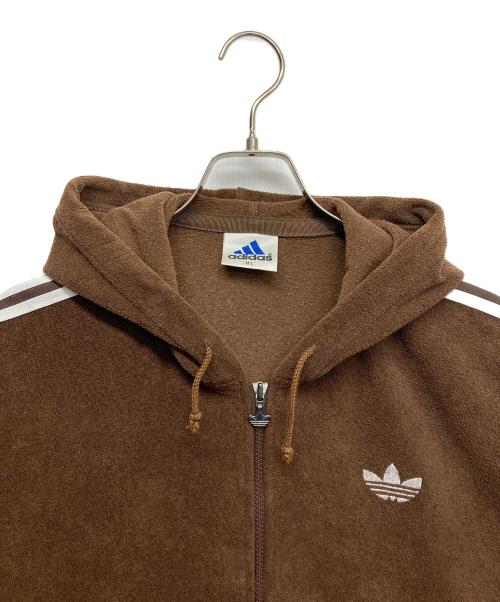 adidas（アディダス）adidas (アディダス) パイル地ロゴパーカー ホワイト×ブラウン サイズ:M-Lの古着・服飾アイテム