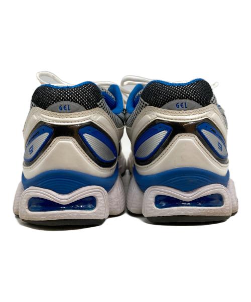 asics（アシックス）asics (アシックス) ローカットスニーカー ホワイト サイズ:27の古着・服飾アイテム