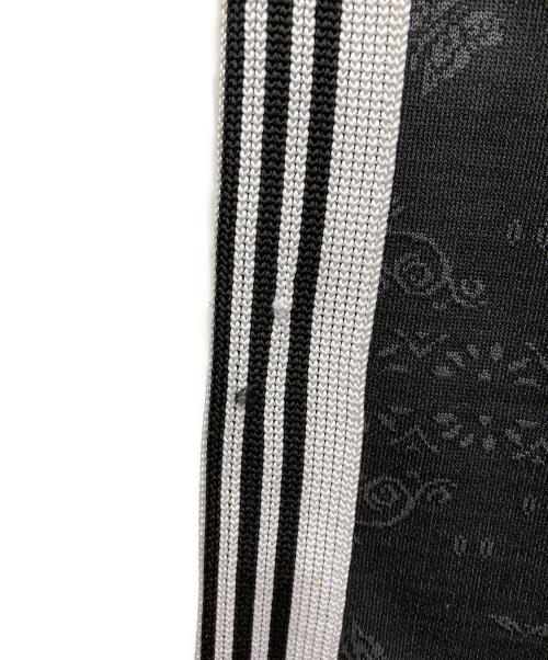 Needles（ニードルズ）Needles (ニードルズ) NUBIAN別注サイドラインペイズリートラックロングパンツ ブラック サイズ:Sの古着・服飾アイテム