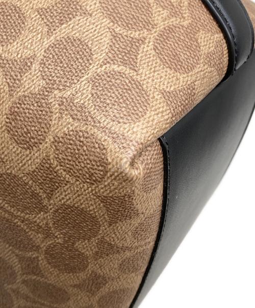 COACH（コーチ）COACH (コーチ) シティ ラージ バケット バッグ・シグネチャー キャンバス ブラウンの古着・服飾アイテム