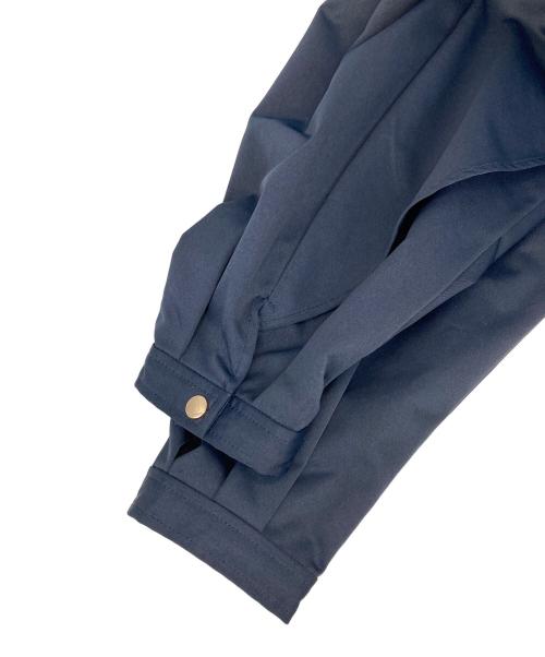 THREE SQUARE（スリースクエア）THREE SQUARE (スリースクエア) ノーカラーフリルジャケット ネイビー サイズ:Fの古着・服飾アイテム