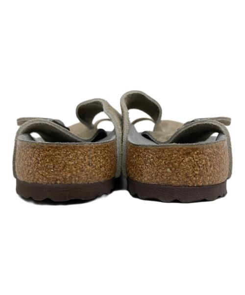 BIRKENSTOCK（ビルケンシュトック）BIRKENSTOCK (ビルケンシュトック) JOURNAL STANDARD relume (ジャーナルスタンダード レリューム) 別注Byblos スウェードサンダル ベージュ サイズ:42の古着・服飾アイテム