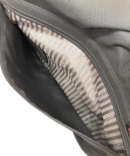 TUMI（トゥミ）TUMI (トゥミ) メッセンジャーバッグ ブラックの古着・服飾アイテム